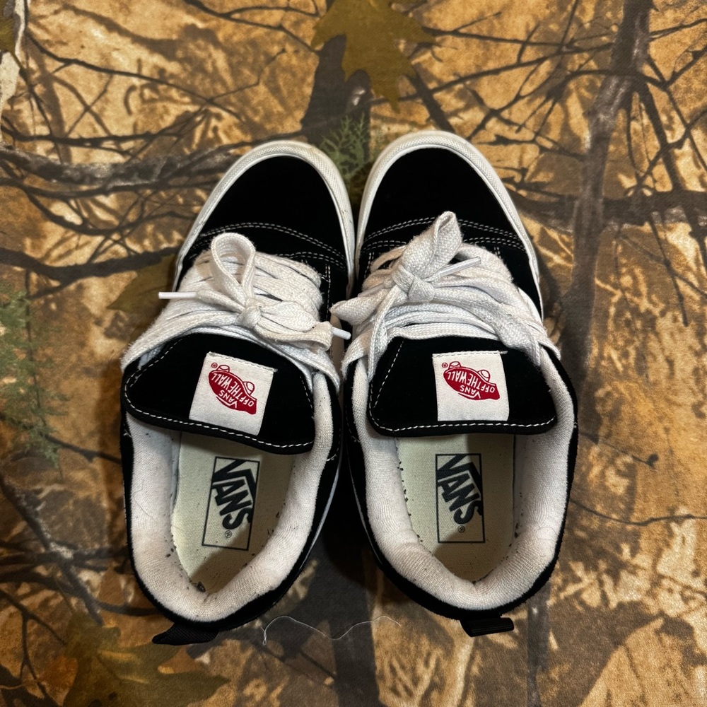 Vans Knu Skool